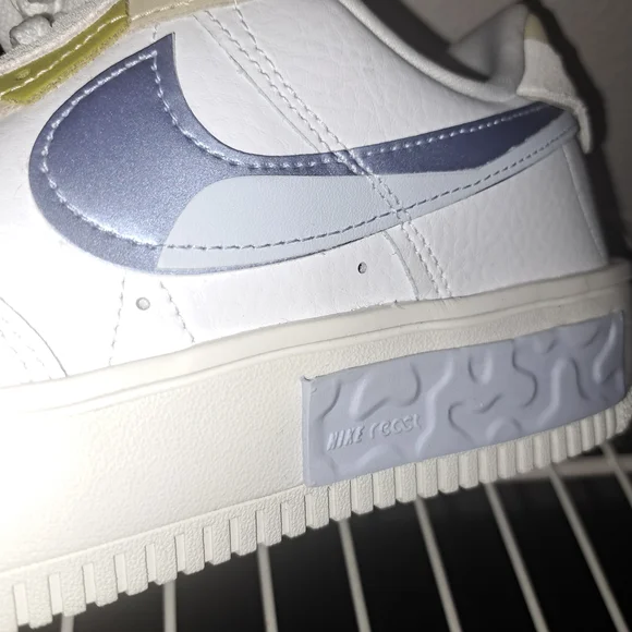 Nike Air Force 1 Women's Sz.11.5 - Picture 14 of 15